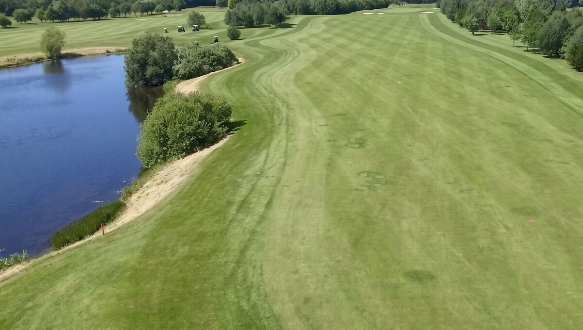 Antrim Golf Club golf course